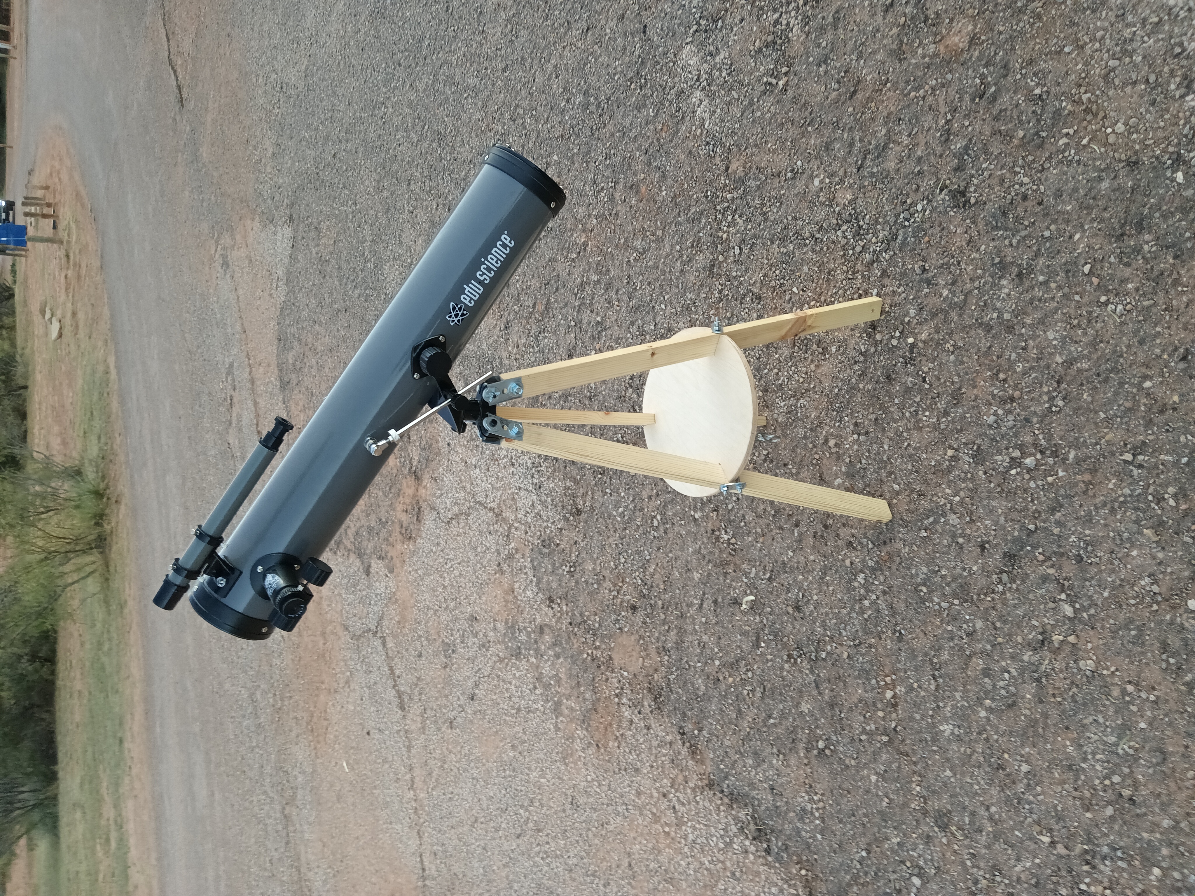 Tripod plus telescope